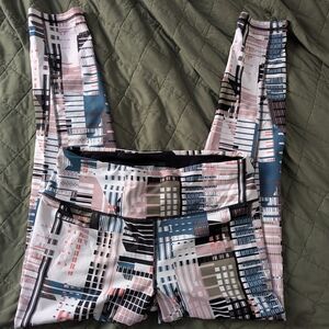 Victoria’s Secret Total Knockout Leggings